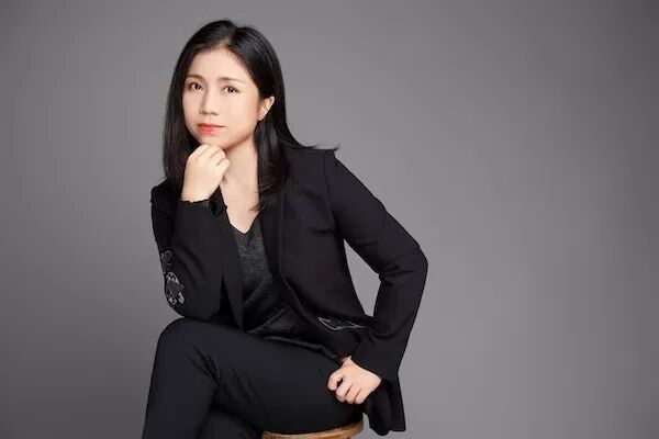 340亿市值雅戈尔完成交班，李寒穷是谁？