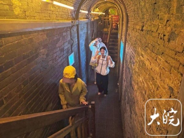 春游江淮请您来｜亳州曹操运兵道春假迎来学生探秘热潮